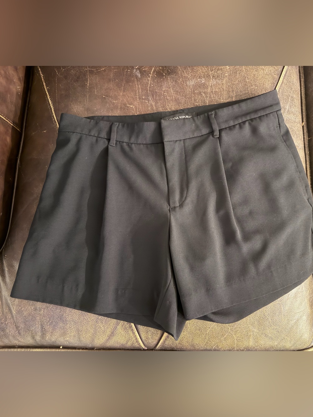 Banana Republic Black Women’s Tailored Shorts